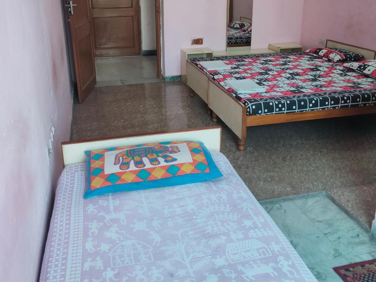 Jwala Niketan Guesthouse Private Rooms 자이푸르 외부 사진